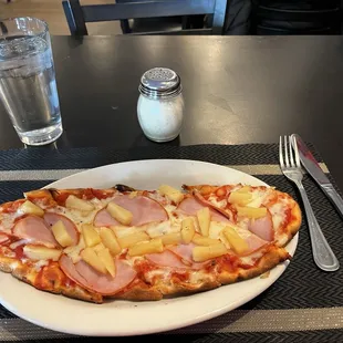 Hawaiian Flatbread (lunch special)