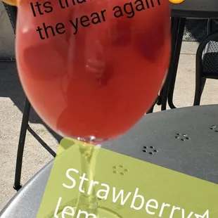 Strawberry lemonade punch wine