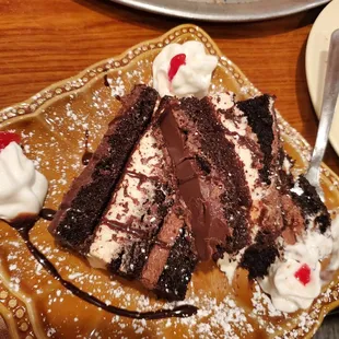 5 layer chocolate cake