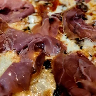 Montese specialty pizza