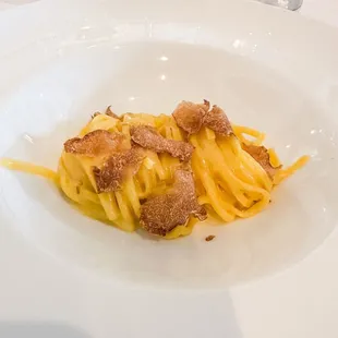 Linguine with truffles.