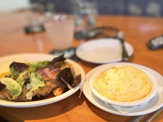 New South Kitchen & Bar