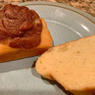 Mini Marble Loaf ($1.50)- 3.5/5 stars &amp; Complimentary Sweet Bread Sample- 3/5 stars