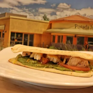 Grilled Chicken and Avocado Flatbread, anyone?