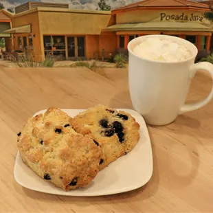 Scones with hot chocolate beat away the Monday blues!