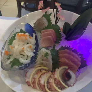 sushi and sashimi, sushi, sashimi, food