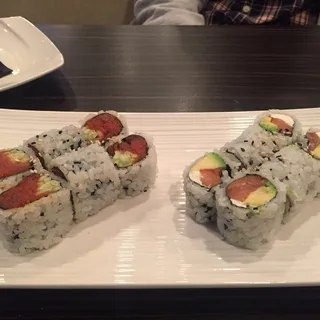 Smoked Salmon Roll