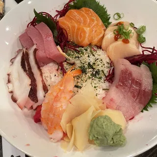 Chirashi Deluxe