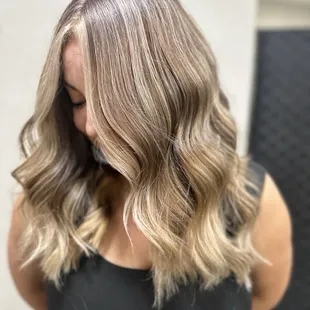 Hairstylist : Masters Esparza @PoshSalon