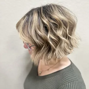 Hairstylist : Masters Esparza @PoshSalon