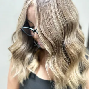 Hairstylist : Masters Esparza @PoshSalon