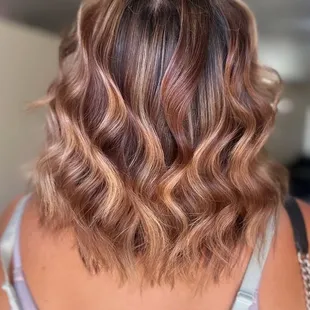 Hairstylist : Masters Esparza @PoshSalon