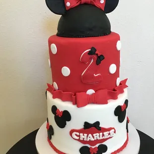 Mini Mouse cake
