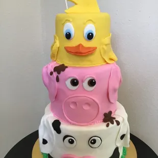 Farm animals stacked cake