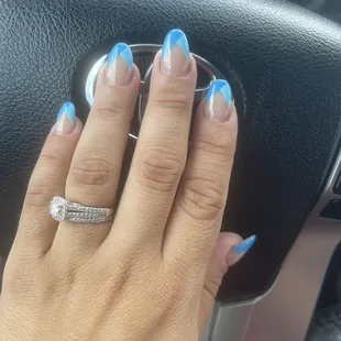 Wow! I love my nails, jimmy was patient and did an amazing job! Highly recommended