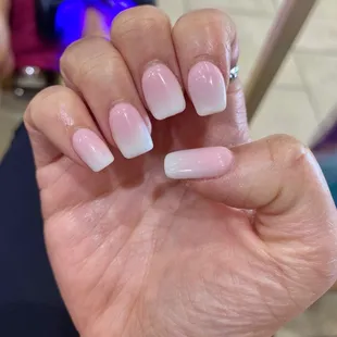 Ombre nails