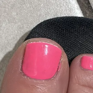 Sticky shellac, uneven color, rough edges.