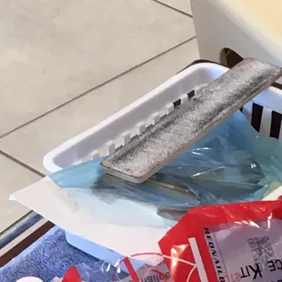 I made it clear that I wanted clean, hygienic tools used. This nasty janky thing was the very first tool she tried to use!! Gross!