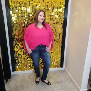 Loving the vibrant top &amp; jeans!