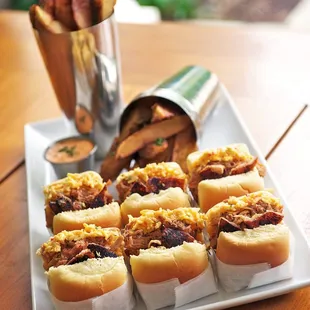 Pulled Pork Sliders with Pimento Cheese and Cracklin&apos; ;  served with Potato Wedges