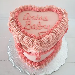 Vintage inspired heart cakes