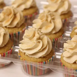 Churro cupcakes