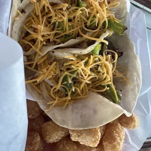 Chicken fajita tacos &amp; tots