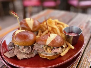 MatchStick Restaurant & Spirits