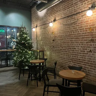 Love the Christmas decorations