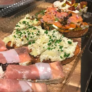 SMOKED SALMON