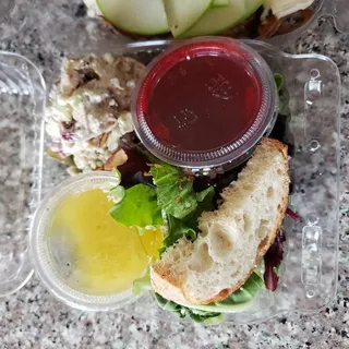 RASPBERRY CHICKEN SALAD