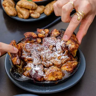 food, chicken wings and fried chicken