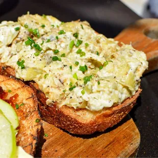 Artichoke bruschetta