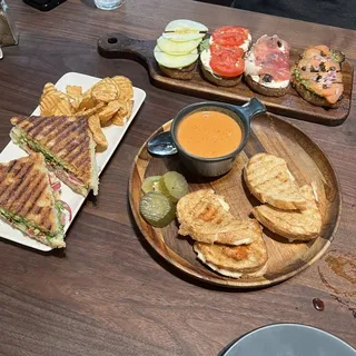 OMG Grilled Cheese