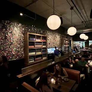sushi and sashimi, interior