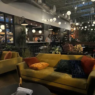 Great vibe inside and very comfortable hangout