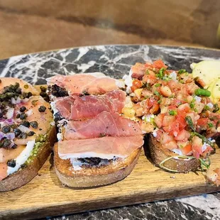 BRUSCHETTA ( CHOOSE 4 )