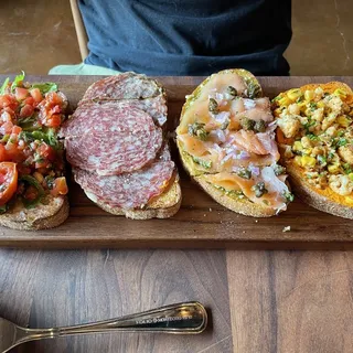 BRUSCHETTA PLATTER