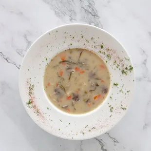 Tarragon soup, an old and forgotten recipe we are re-introducing to the Greater Public.
