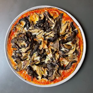 Happy National Pizza Week! 

Feat. Our old time favorite The Shroomtown.  

#posto #postothincrust #nycthincrust #pizz