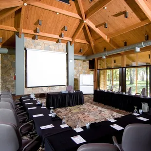 POSTOAK Lodge & Retreat