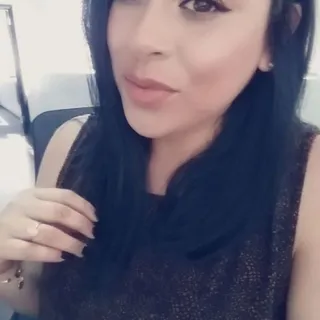 Sandra V.