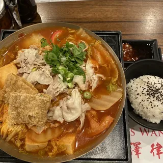 14. Thai Style Pot Dinner