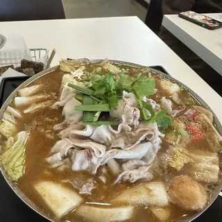 1. House Special Pot Lunch
