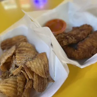 Jo Jo Chips &amp; Chicken Tenders