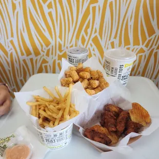 Garlic parmesan fries n tater tots.