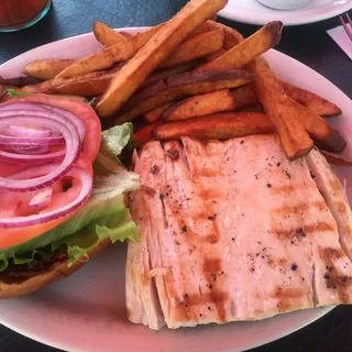 Mahi Sandwich