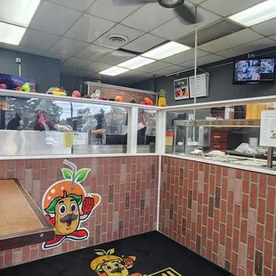 the inside of a fast food restaurant