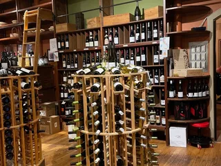 Village Wines Of Glendale