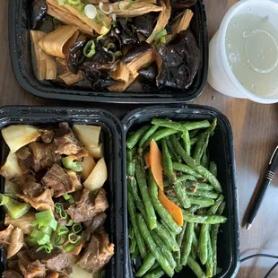 Potato with beef, green bean, fried tofu with fungi